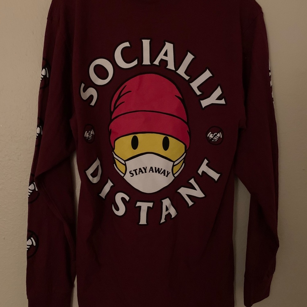Social distant shirt - Picture 2 of 2